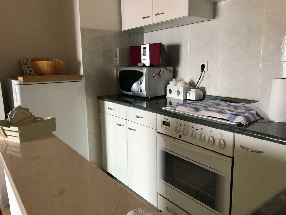 Beach apartmant Postira Bagian luar foto